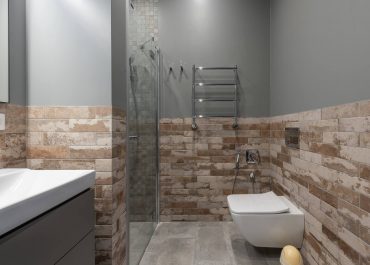 Cięcie płytek ceramicznych – dlaczego warto zrobić to dobrze?