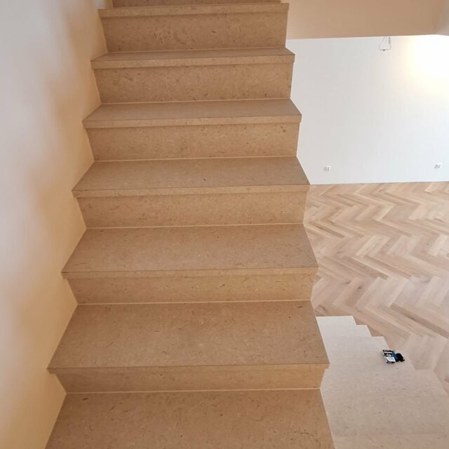 schody stopnice płytki